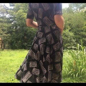 LuLa Roe ‘unicorn’ stereo print nicole dress